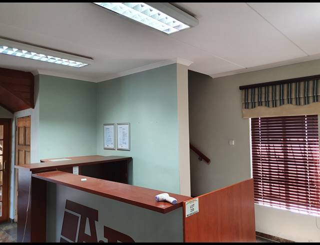 1,358M² FACTORY FOR SALE IN MEYERTON CENTRAL